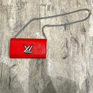 COPY - LV Coquelicot Wallet (chain supplied)